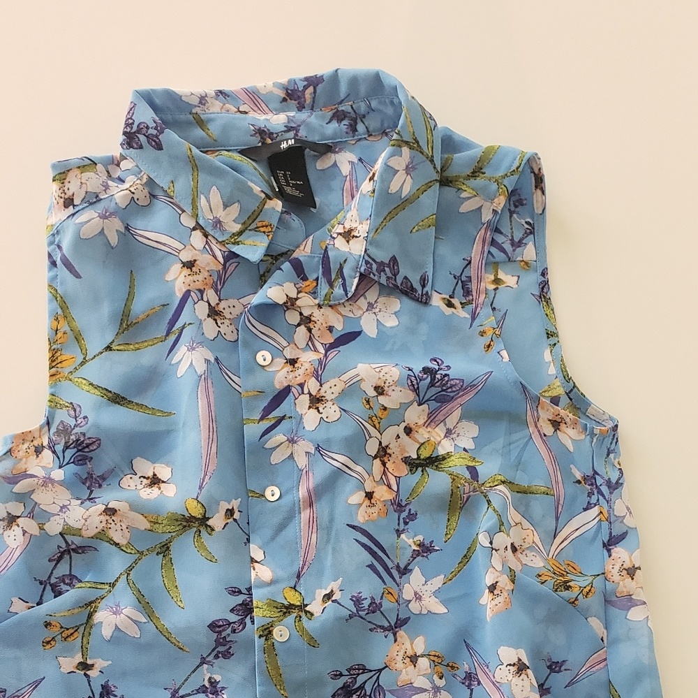 HM flower blouse